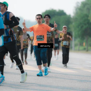 Runner Photo 6431571