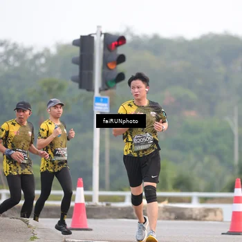 Runner Photo 6431573