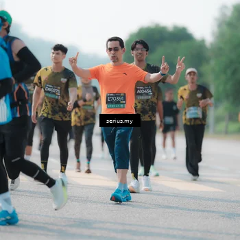 Runner Photo 6431575