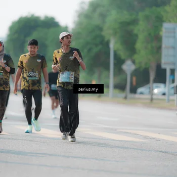 Runner Photo 6431601