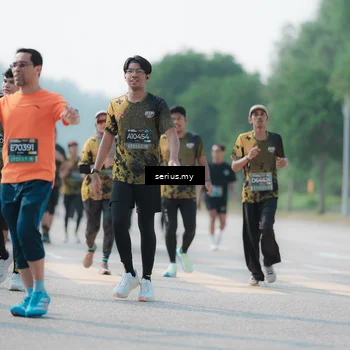 Runner Photo 6431605
