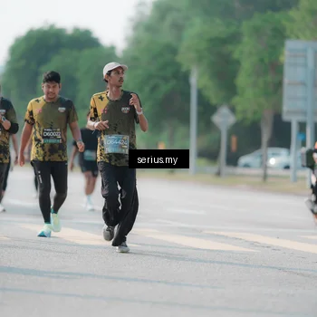 Runner Photo 6431613