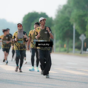 Runner Photo 6431615