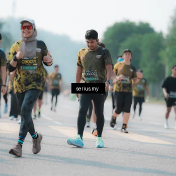Runner Photo 6431635