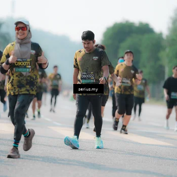 Runner Photo 6431641