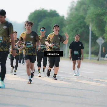Runner Photo 6431646