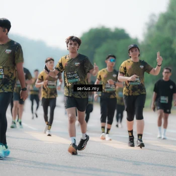 Runner Photo 6431649