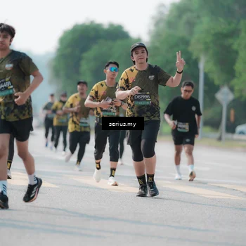 Runner Photo 6431665