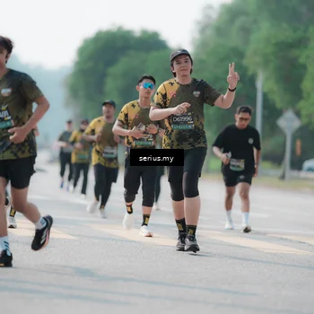 Runner Photo 6431668