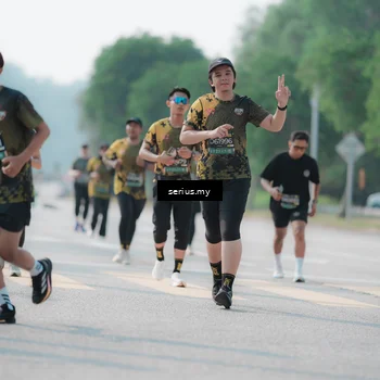 Runner Photo 6431669