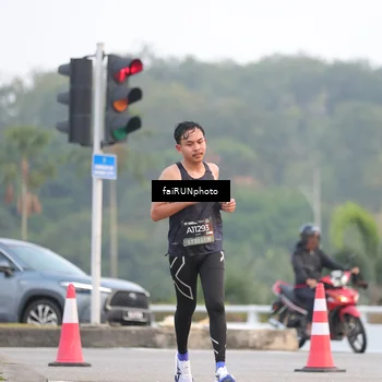 Runner Photo 6431675