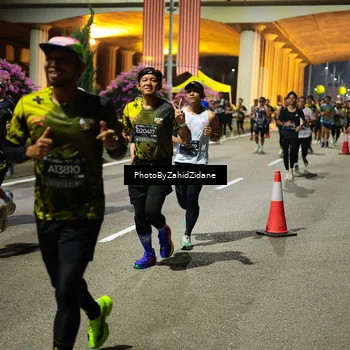 Runner Photo 6431676