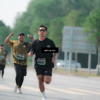 Runner Photo 6431705