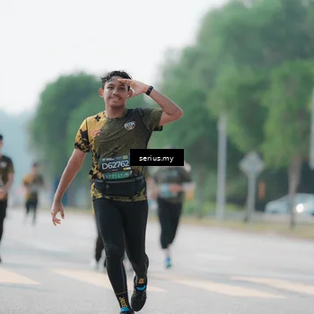 Runner Photo 6431721