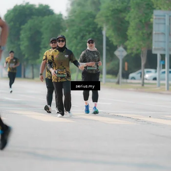 Runner Photo 6431735