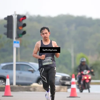 Runner Photo 6431741