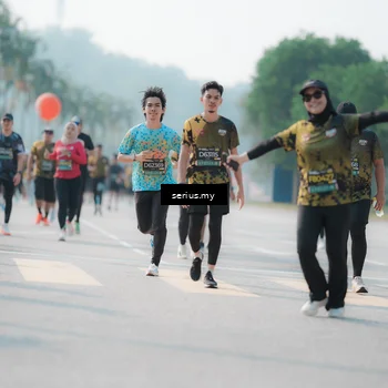 Runner Photo 6431773