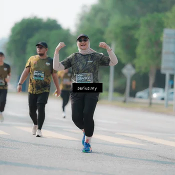 Runner Photo 6431793