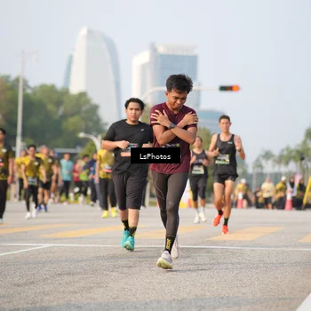 Runner Photo 6431796