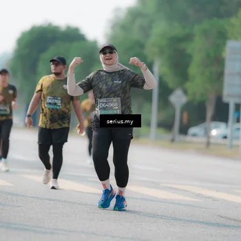 Runner Photo 6431800