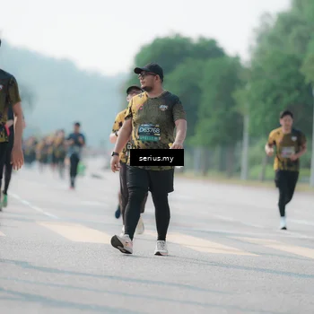 Runner Photo 6431808