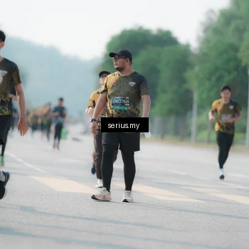 Runner Photo 6431810