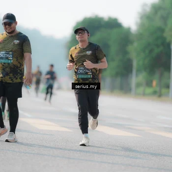 Runner Photo 6431822