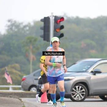 Runner Photo 6431824