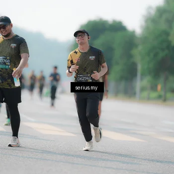 Runner Photo 6431828