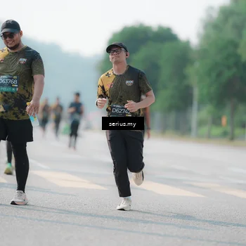 Runner Photo 6431839