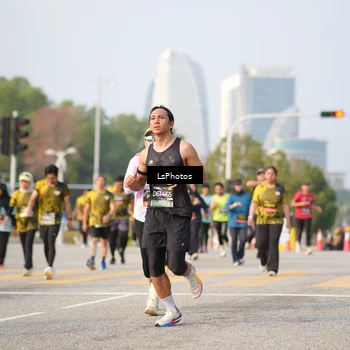 Runner Photo 6431840
