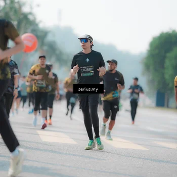 Runner Photo 6431854