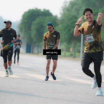 Runner Photo 6431862