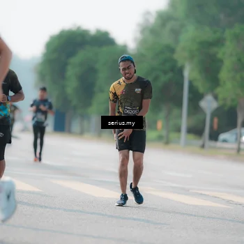 Runner Photo 6431869