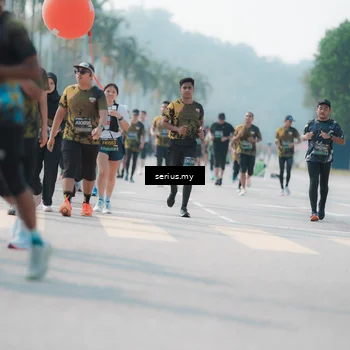 Runner Photo 6431873