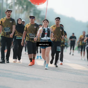 Runner Photo 6431914