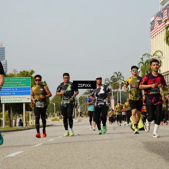 Runner Photo 6431923