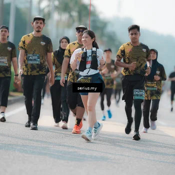Runner Photo 6431930