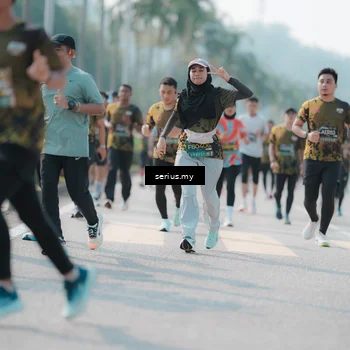 Runner Photo 6432012