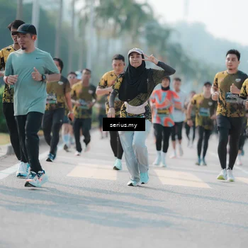Runner Photo 6432016