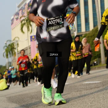 Runner Photo 6432018