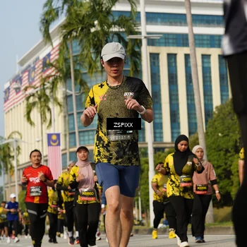 Runner Photo 6432022