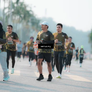 Runner Photo 6432036
