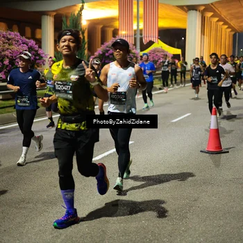 Runner Photo 6432041