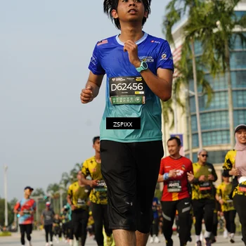 Runner Photo 6432044