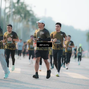 Runner Photo 6432045