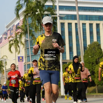 Runner Photo 6432047