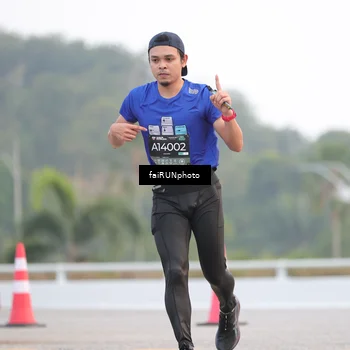 Runner Photo 6432049