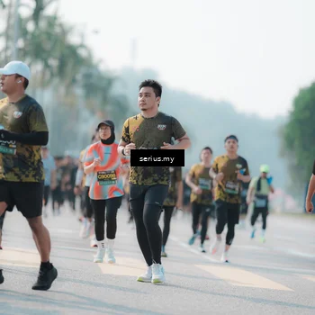 Runner Photo 6432052