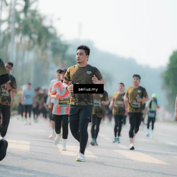 Runner Photo 6432057